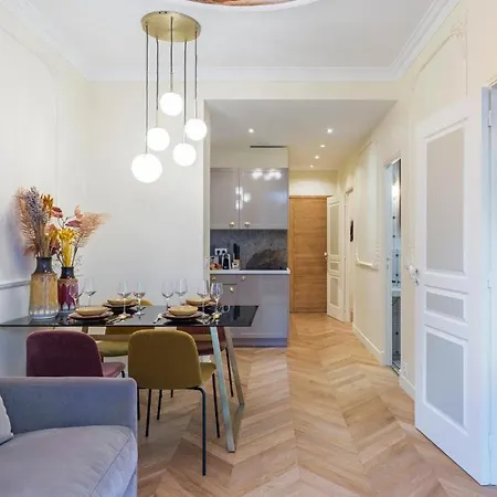 Apartman Amazing 2br 4p - Eiffel Tower 6 *
