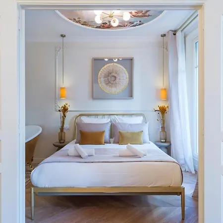 Amazing 2br 4p - Eiffel Tower 6